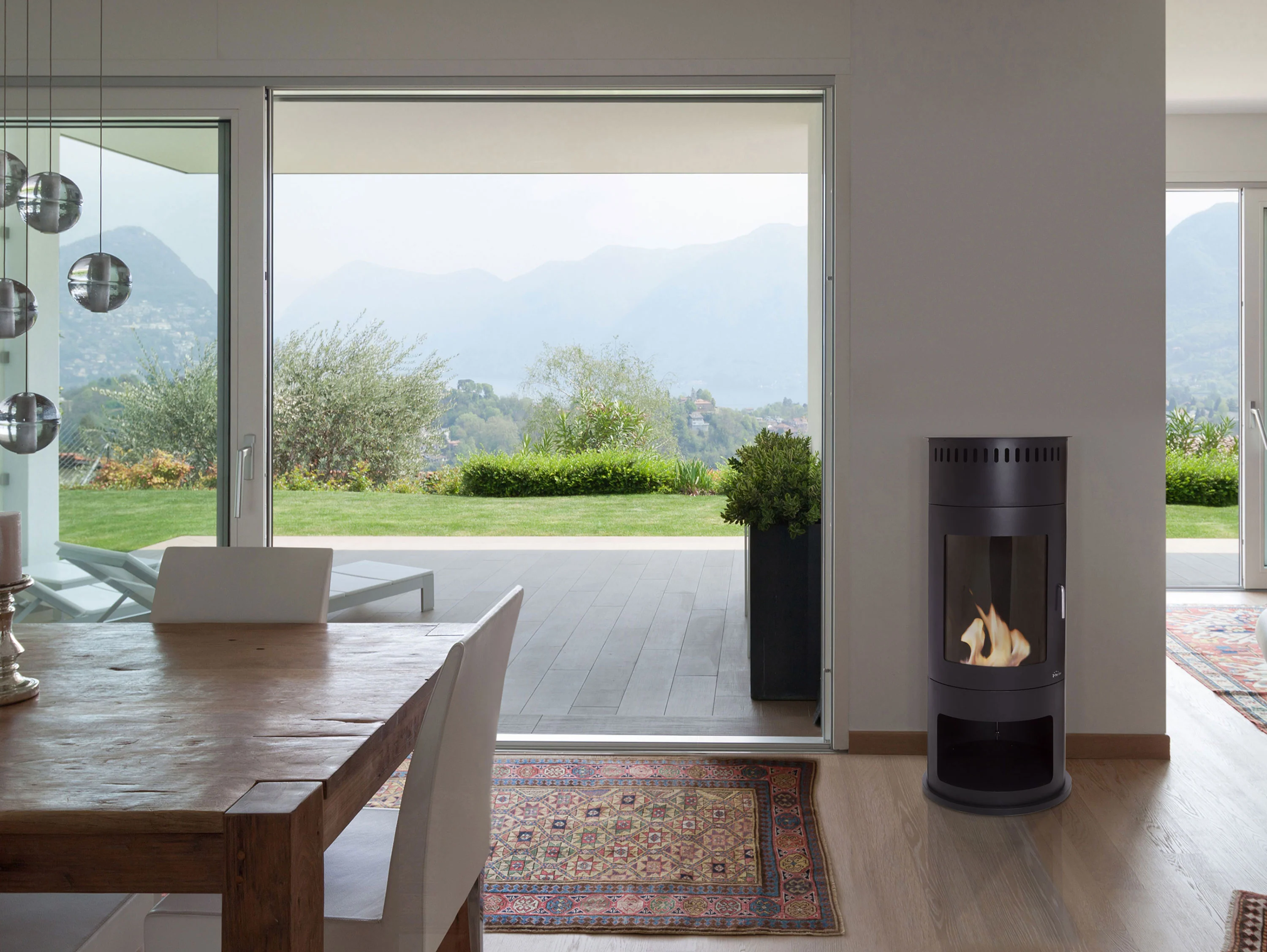 Poêle à éthanol 3kW en acier noir avec faade en verre trempé