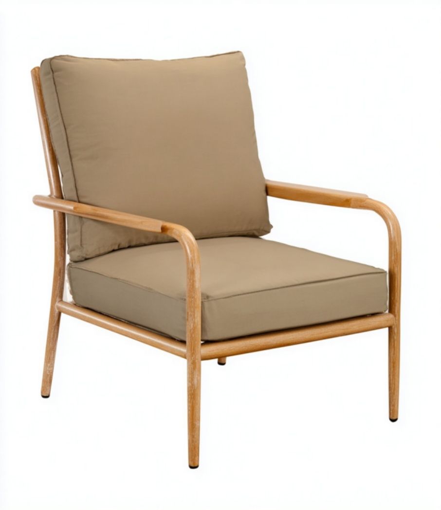Fauteuil d’extérieur en bois avec coussins beige