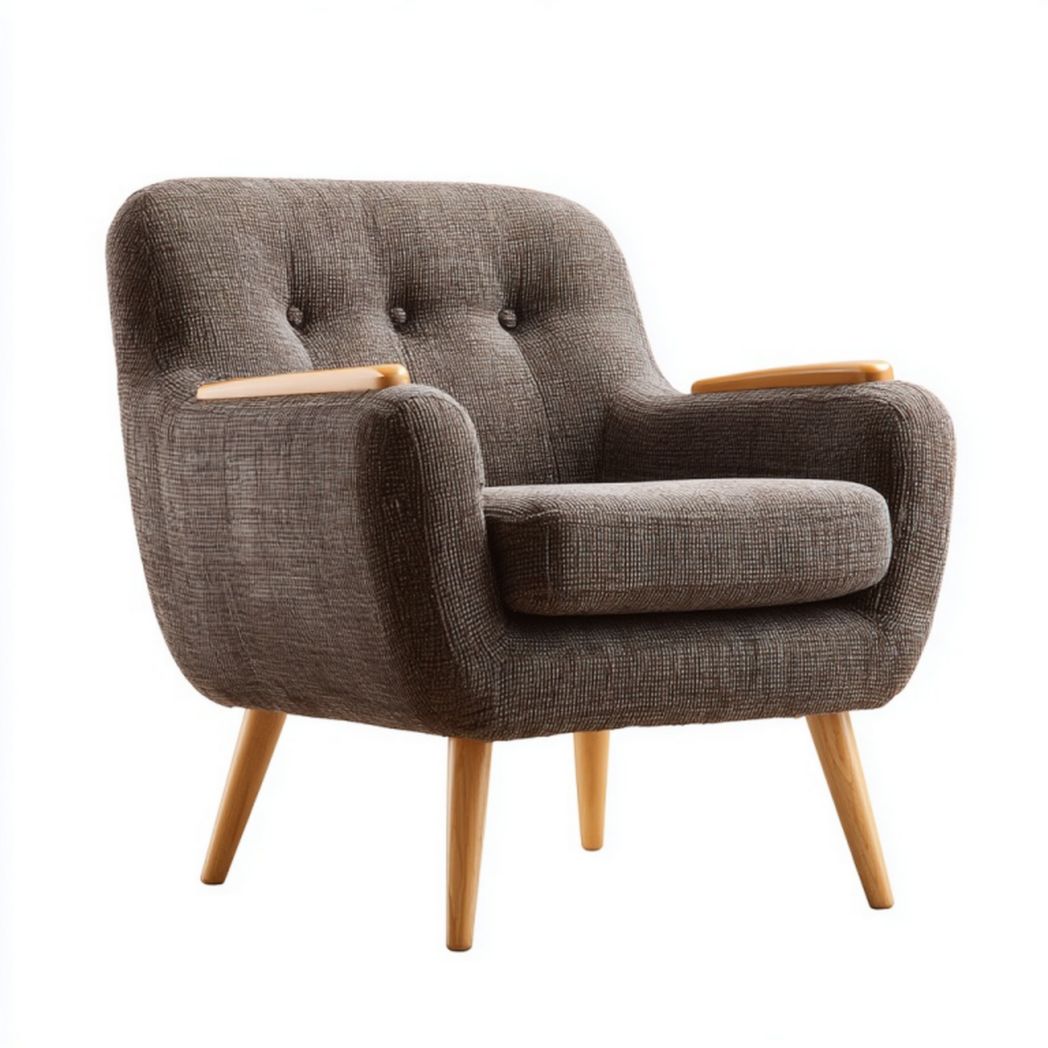 Fauteuil en tissu brun avec accoudoirs en bois
