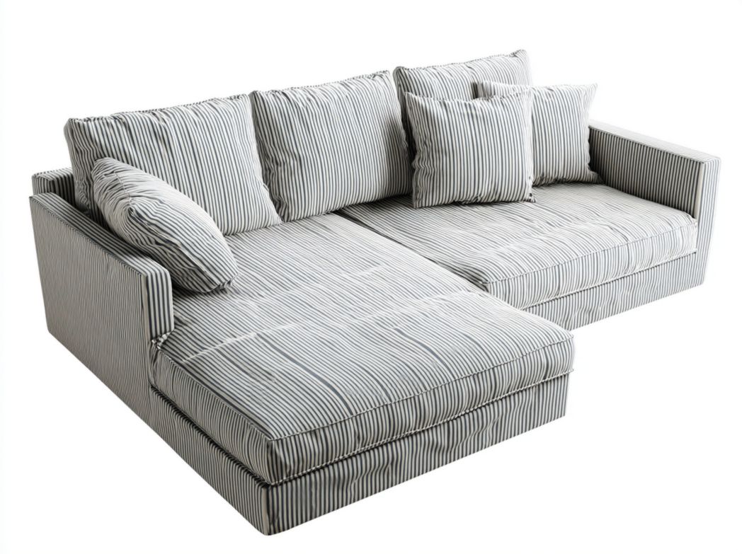 Canapé d’angle en tissu rayé gris et blanc avec 3 coussins de dossier et 2 coussins décoratifs
