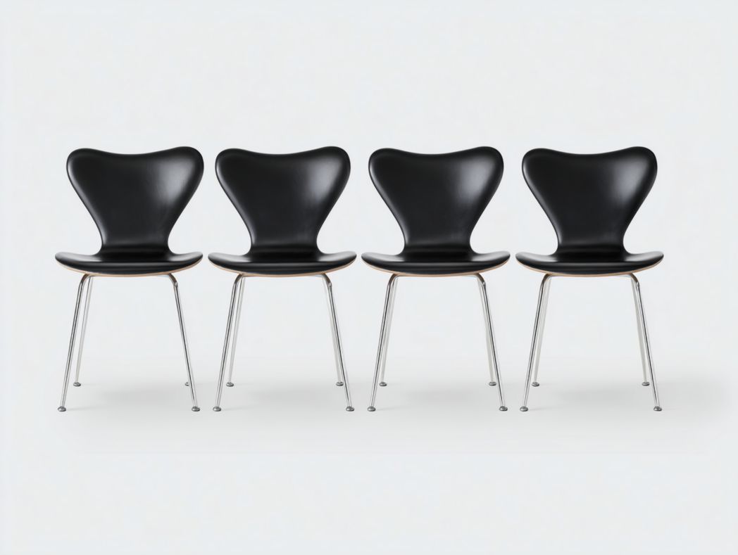 【Lot de 4】Chaises de conférence noires avec dossier courbé, assise en bois cintré et piètement en acier chromé