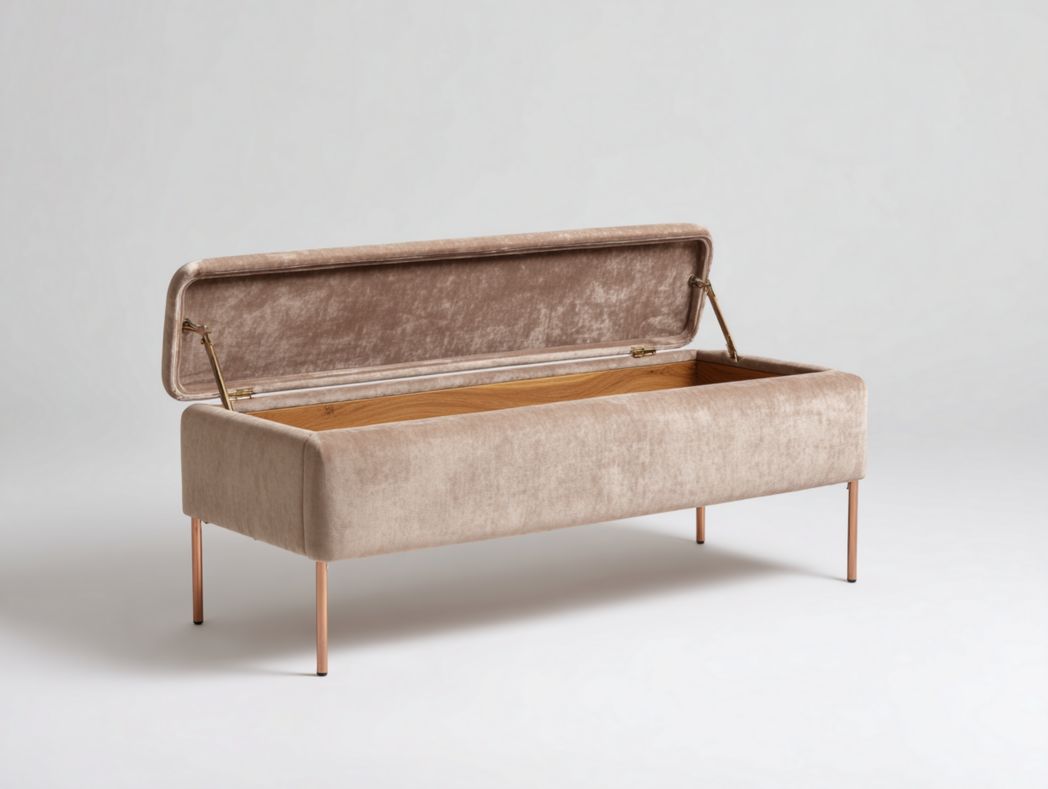 Banc coffre rectangulaire en velours beige avec pieds métalliques fins