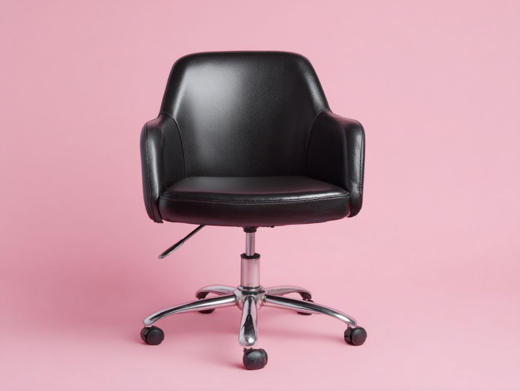 Fauteuil de bureau en similicuir noir avec accoudoirs et assise réglable
