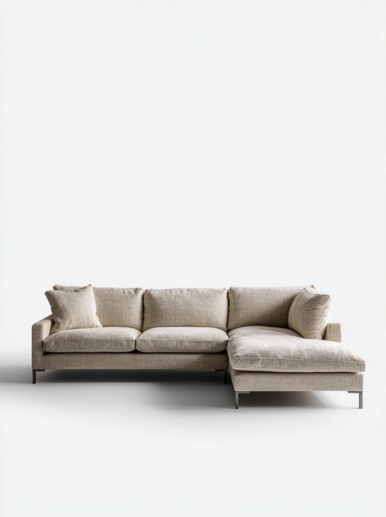 Canapé d'angle en tissu beige clair avec pieds métal et 2 coussins