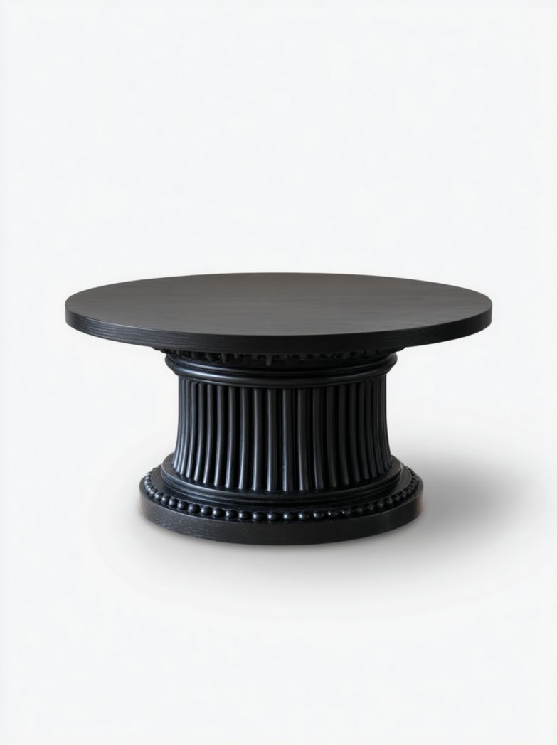 Table ronde en bois noir avec piètement cylindrique sculpté