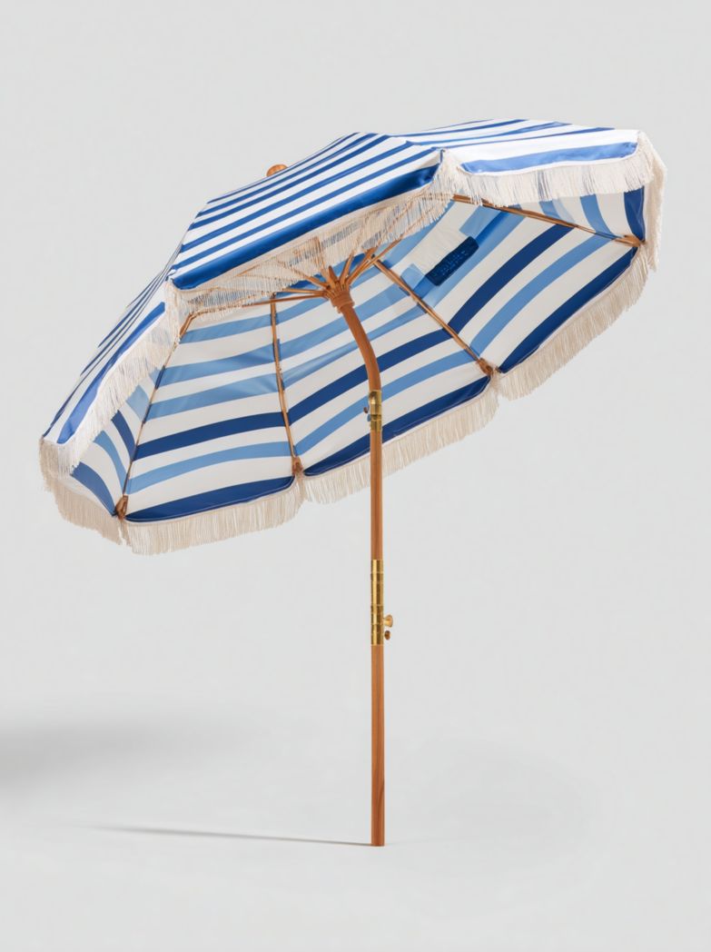 Parasol de jardin à rayures bleu et blanc avec mât en bois et bordure à franges