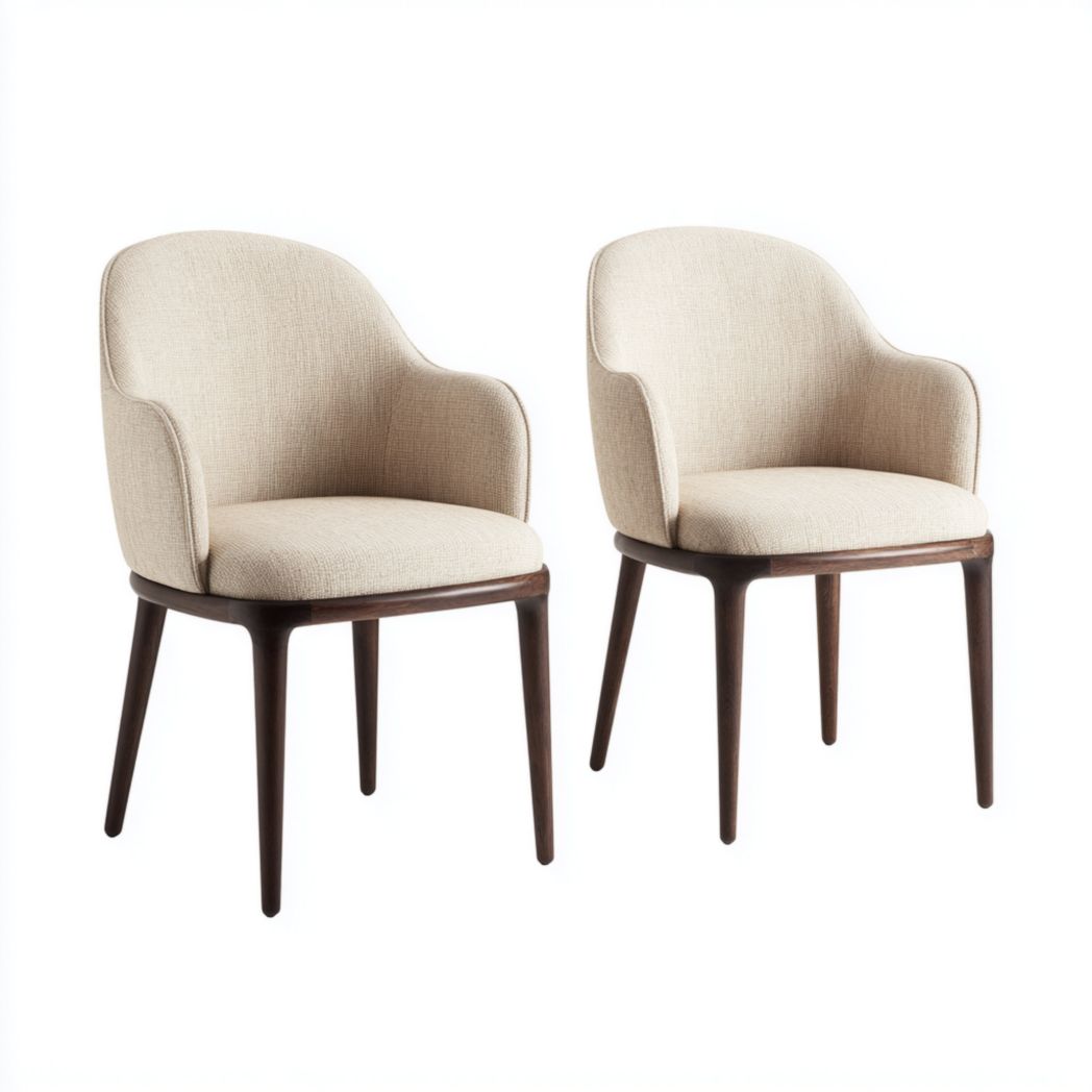 Lot de 2 chaises en tissu beige avec dossier enveloppant et pieds en bois foncé