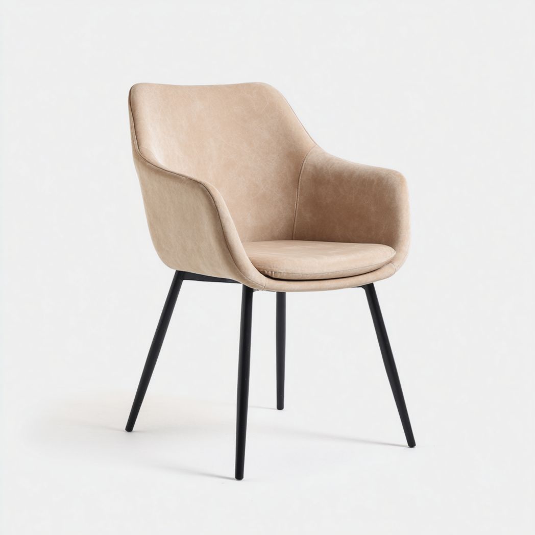 Chaise de salle à manger en cuir avec dossier courbé