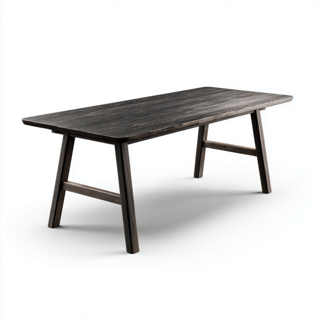 Table rectangulaire en bois massif noir avec plateau en bois, pieds inclinés et traverse