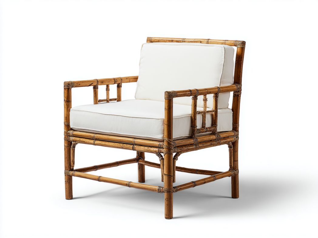 Fauteuil de jardin en bambou｜structure naturelle｜coussin d’assise et dossier en tissu blanc｜1 pièce