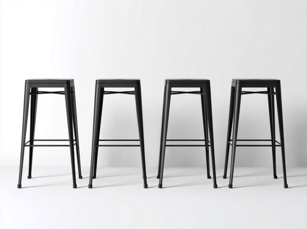 Lot de 4 tabourets de bar de jardin en métal noir, assise carrée