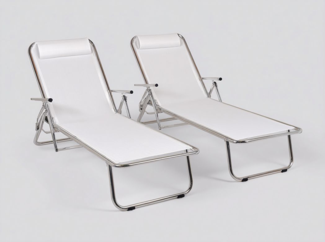 Chaise longue en maille blanche à structure métallique en deux parties avec appui-tête
