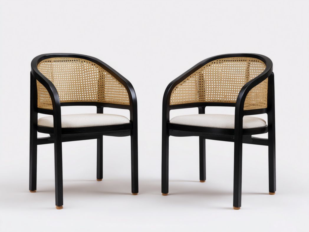 Ensemble de 2 chaises de salle à manger en bois noir avec un dossier semi-circulaire en rotin et une assise beige