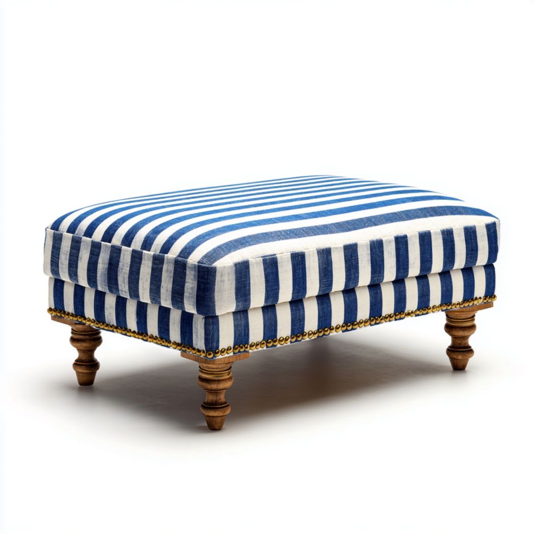 Banc rectangulaire en tissu rayé bleu et blanc avec pieds en bois sculptés