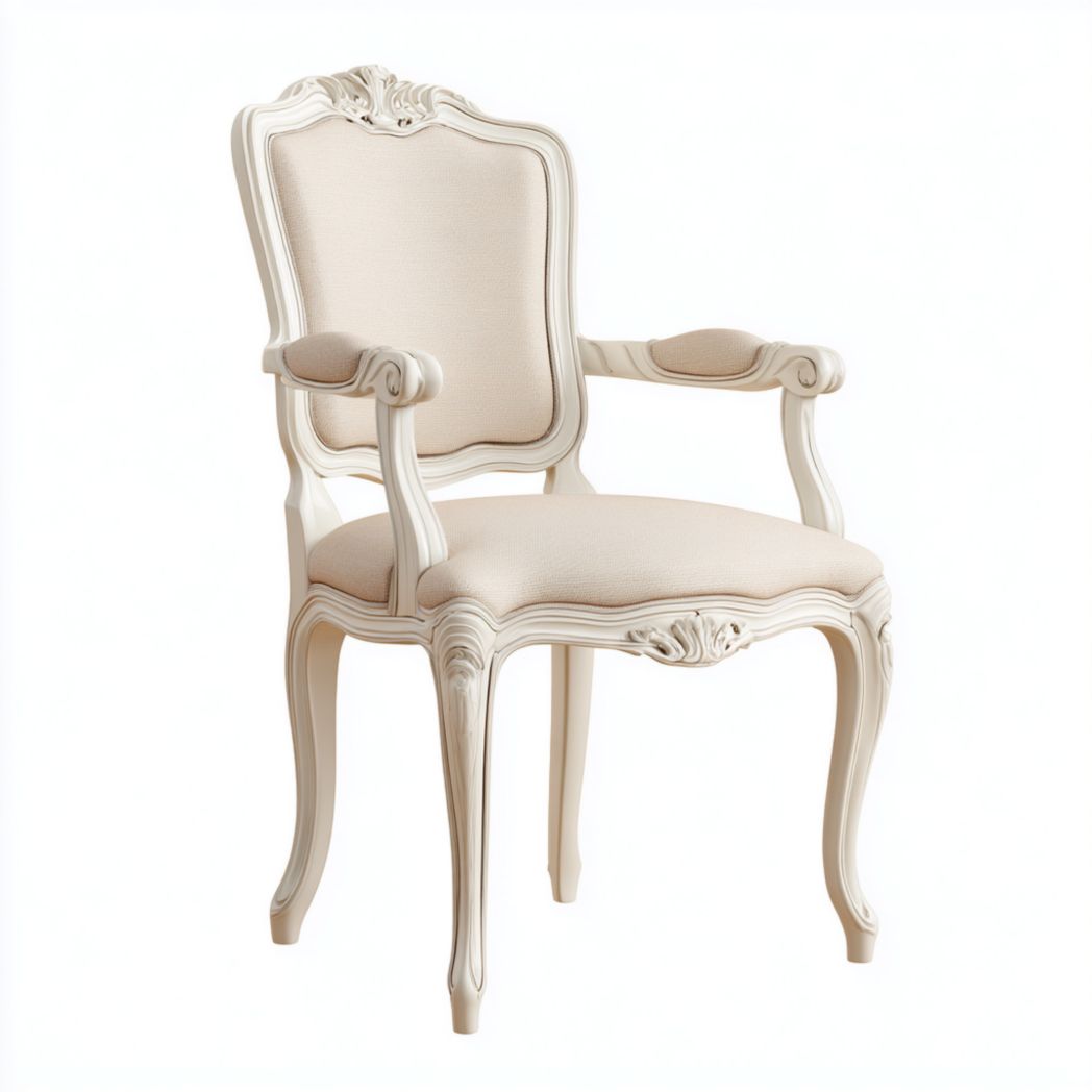 Fauteuil en bois sculpté blanc cassé avec assise rembourrée en tissu