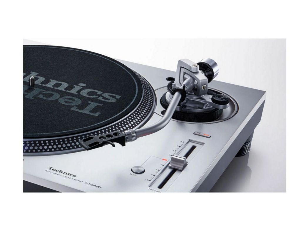 TECHNICS SL-1200MK7 Argent