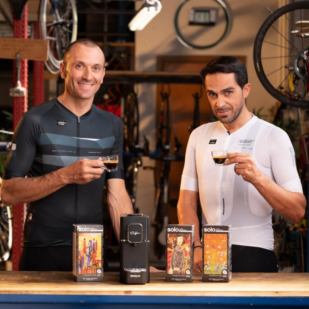 POLTI Coffea S15B, machine à café expresso, compatible avec ESE ; réservoir de 44 mm, 0,85 L, noir