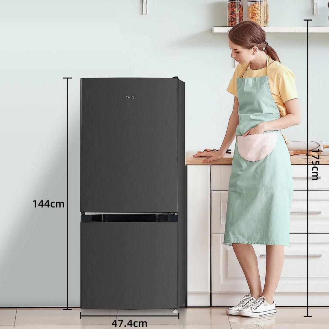 Réfrigérateur congélateur inférieur CHIQ FBM157L42 157 L (109 + 48), largeur 47 cm, Low Frost, 39 dB, portes réversibles, garantie 12 ans sur le compresseur