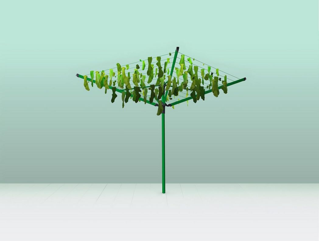 Brabantia - Séchoir à linge Lift-O-Matic - Étendoir à linge d'extérieur - Antidérapant - Résistant aux UV, 60 m - Rotation fluide - Pratique - Douille métallique à planter - Gris métallisé - 295 cm