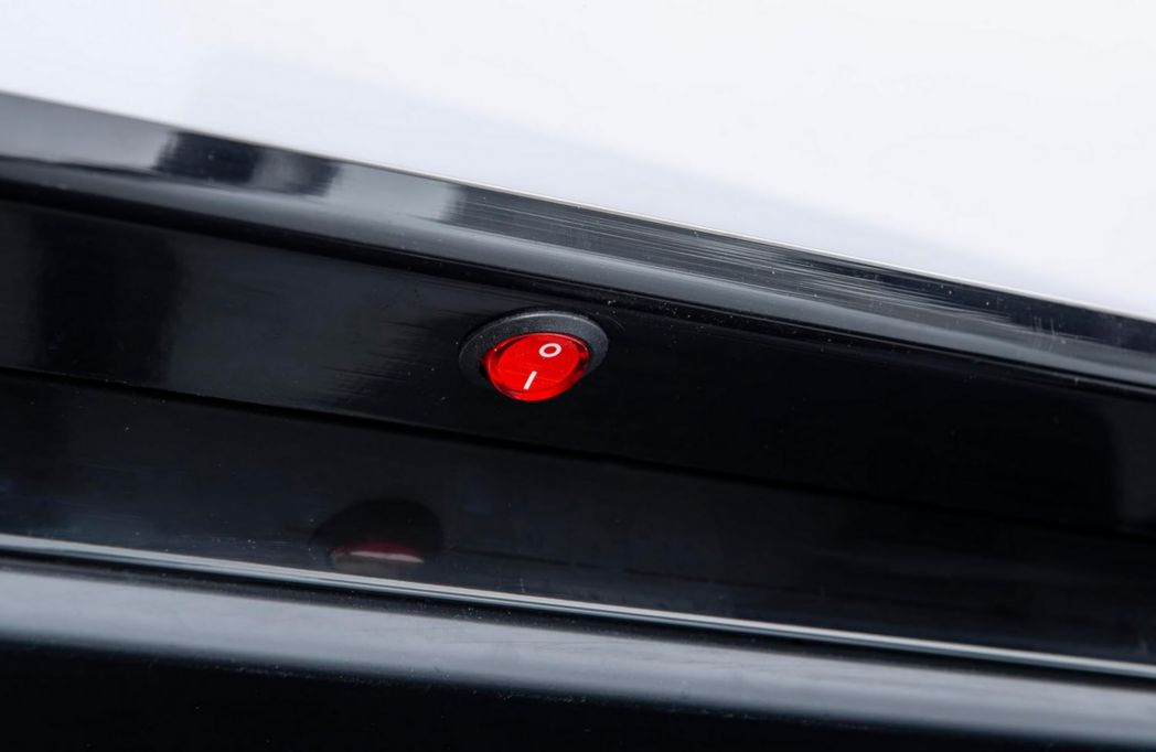 Réfrigérateur à boissons professionnel METRO GSC2360B, acier/verre, 62 x 63,6 x 175,3 cm, 347 L, avec serrure, noir