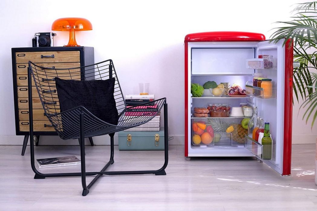 Réfrigérateur-congélateur SEVERIN, Pose libre, Longueur 55 cm, 108 L, Classe D, 110 kWh/an, 37 dB, Look rétro, Crème, RKS 8833