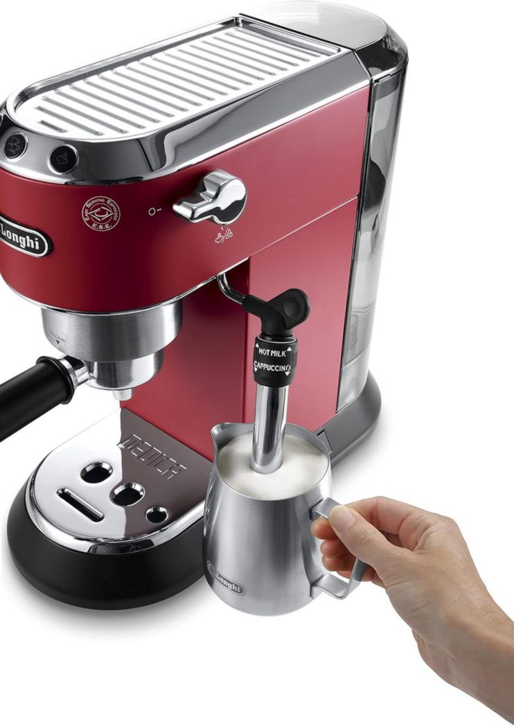 De'Longhi Dedica Style EC685.M, Machine à expresso avec buse à mousse de lait professionnelle, seulement 15 cm de large, réservoir de 1 L, boîtier en métal, compatible avec les dosettes ESE, métal