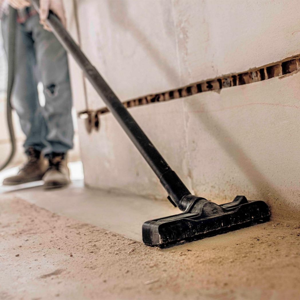 Aspirateur eau et poussière Kärcher WD 6 PS V-30/6/22/T, prise secteur, filtre plissé plat, fonction nettoyage, 1 300 W, réservoir : 30 l et bouchon de vidange, tuyau d'aspiration : 2,2 m