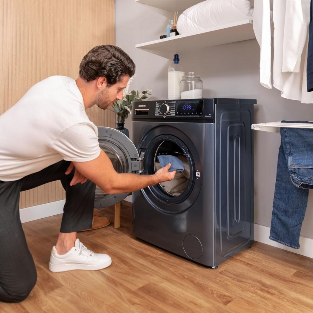 Lave-linge Cecotec 8 kg Bolero DressCode 8610 Inverter Steel A. Chargement frontal, 1400 tr/min, SteamMax, moteur Inverter Plus, 15 programmes, OnSmart, Stop&Go, DrumClean, revêtement antibactérien