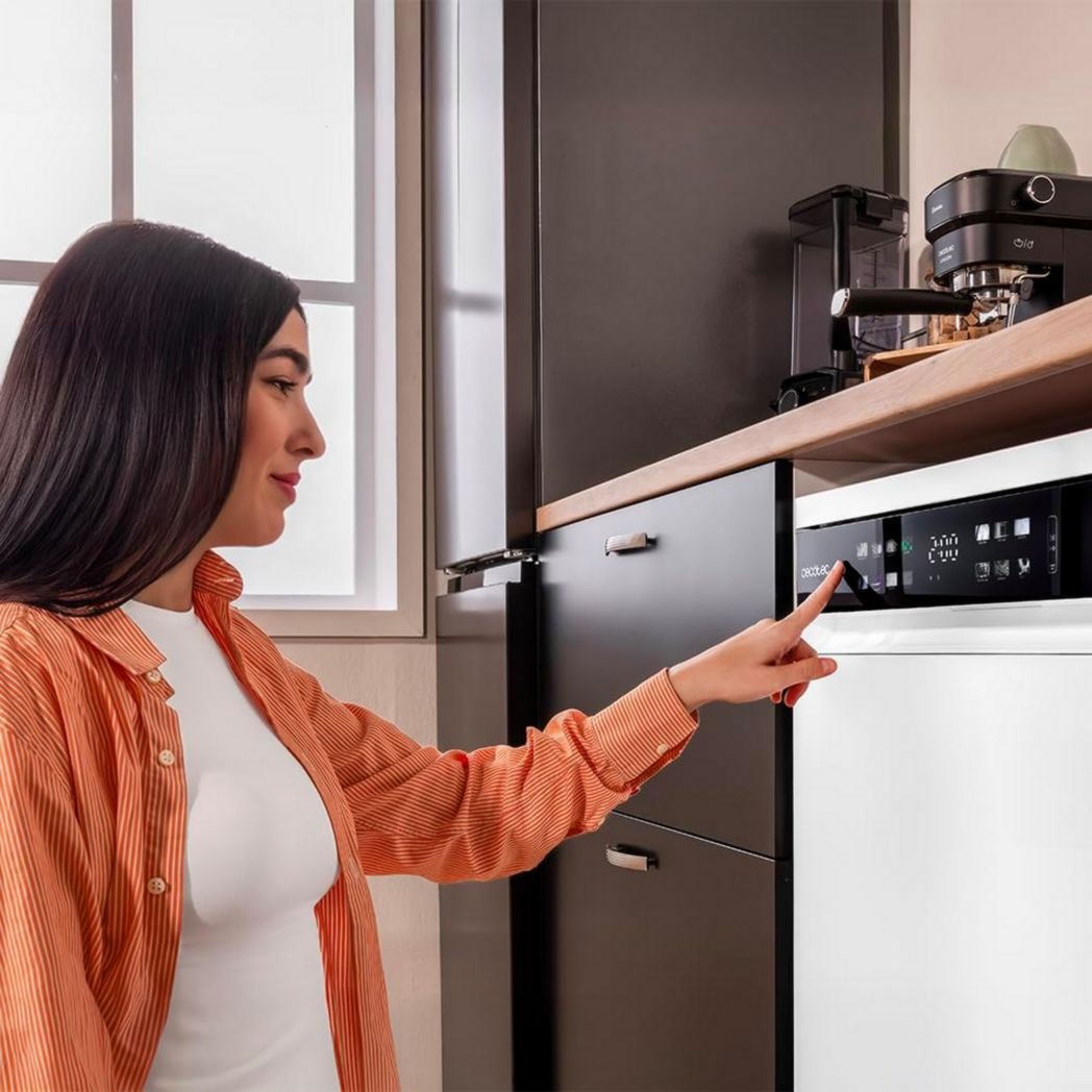 Lave-vaisselle Cecotec 60cm Bolero Aguazero 6700 B Lave-vaisselle blanc, 15 couverts, Classe B, moteur Inverter Plus, O2 Dry, Lavage Dual Zone, Plateau réglable, Turbo Dry+ et Demi-charge.