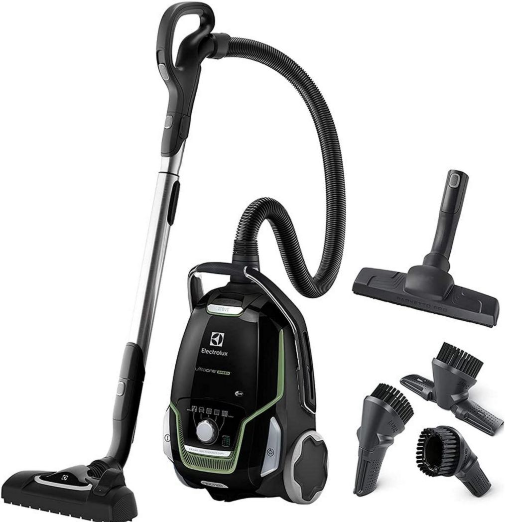 Electrolux UltraOne, Aspirateur traîneau avec sac, Ultra silencieux 65 dB, 2 sacs inclus, Puissance d'aspiration, Poignée ergonomique, Écologique (70 % de plastique recyclé), EUO9GREEN, Noir