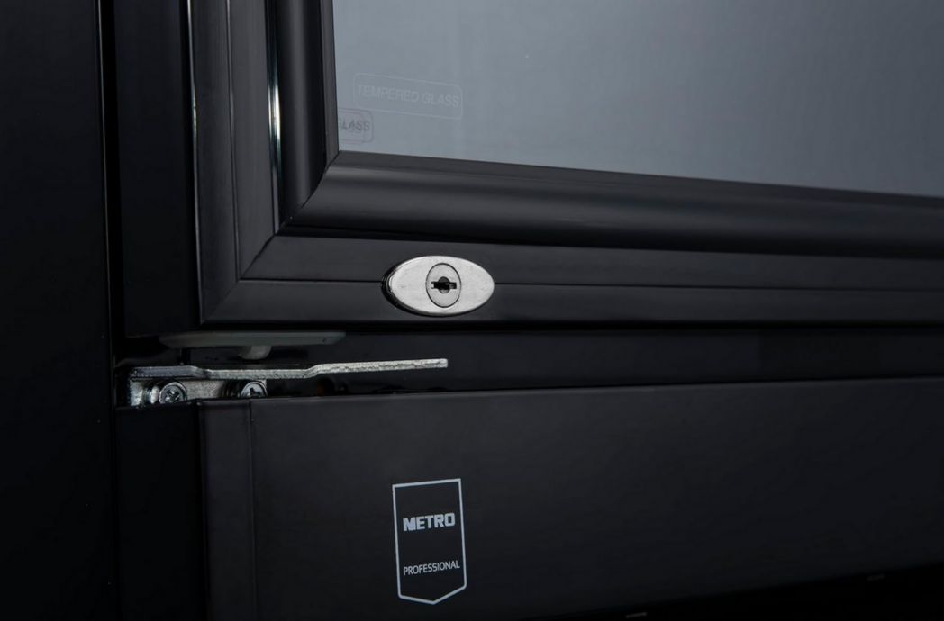 Réfrigérateur à boissons professionnel METRO GSC2360B, acier/verre, 62 x 63,6 x 175,3 cm, 347 L, avec serrure, noir