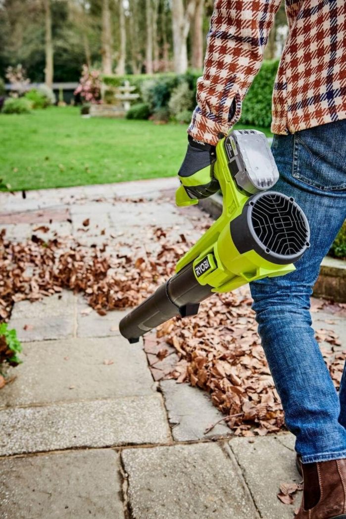 RYOBI - Souffleur aspirateur broyeur sans fil 18 volts ONE+, sans balais - 201 km/h (livré sans batterie) - OBV18