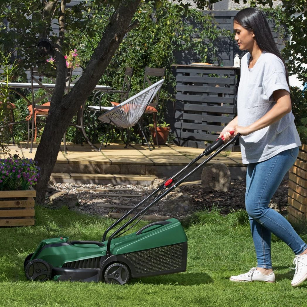 Tondeuse à gazon sans fil Bosch CityMower 18V-32-300 (18 V, 1 batterie 4,0 Ah, moteur sans balais, largeur de coupe : 32 cm, tond jusqu'à 300 m², dans un carton)