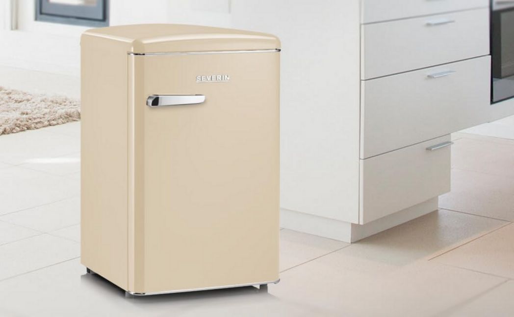 Réfrigérateur-congélateur SEVERIN, Pose libre, Longueur 55 cm, 108 L, Classe D, 110 kWh/an, 37 dB, Look rétro, Crème, RKS 8833