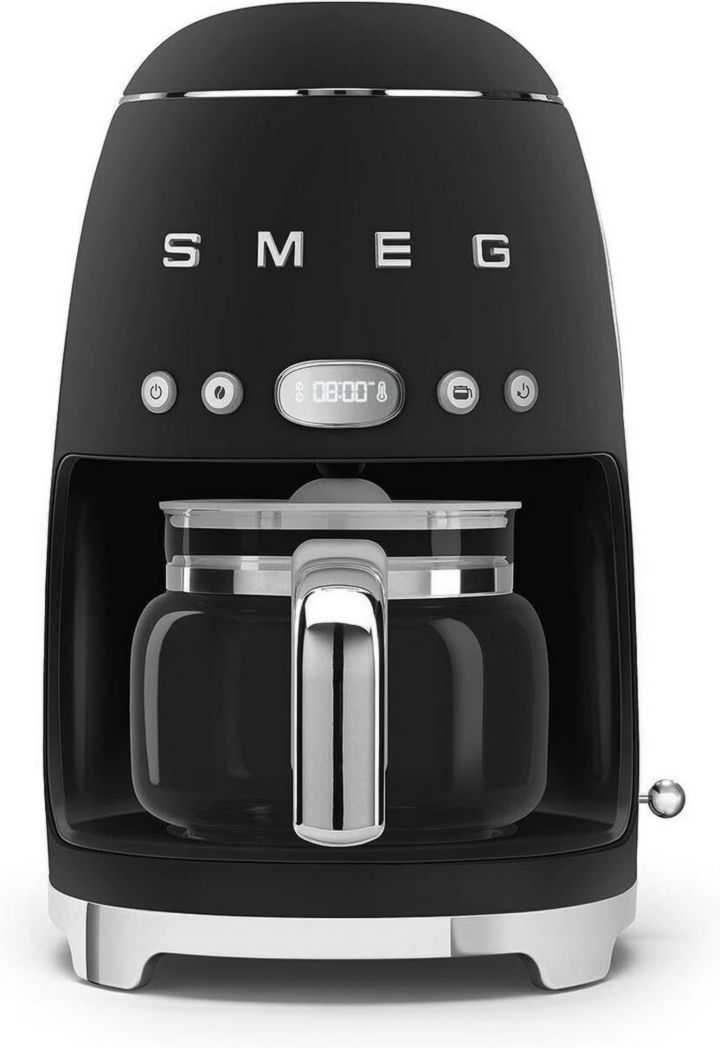 Smeg, DCF02PBEU, cafetière filtre, arôme et démarrage automatique, verseuse en verre jusqu'à 12 tasses, 2 niveaux d'intensité, maintien au chaud, 1050 W, bleu clair pastel