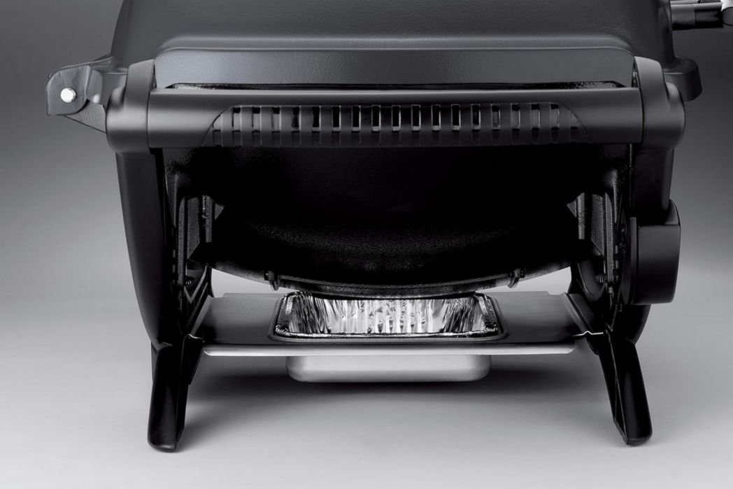 Barbecue électrique Weber Q2400 avec support et tablettes latérales, surface de cuisson 54 x 39 cm, grille en fonte émaillée (2 parties), couvercle et cuve en fonte d'aluminium - Gris foncé (55020053)