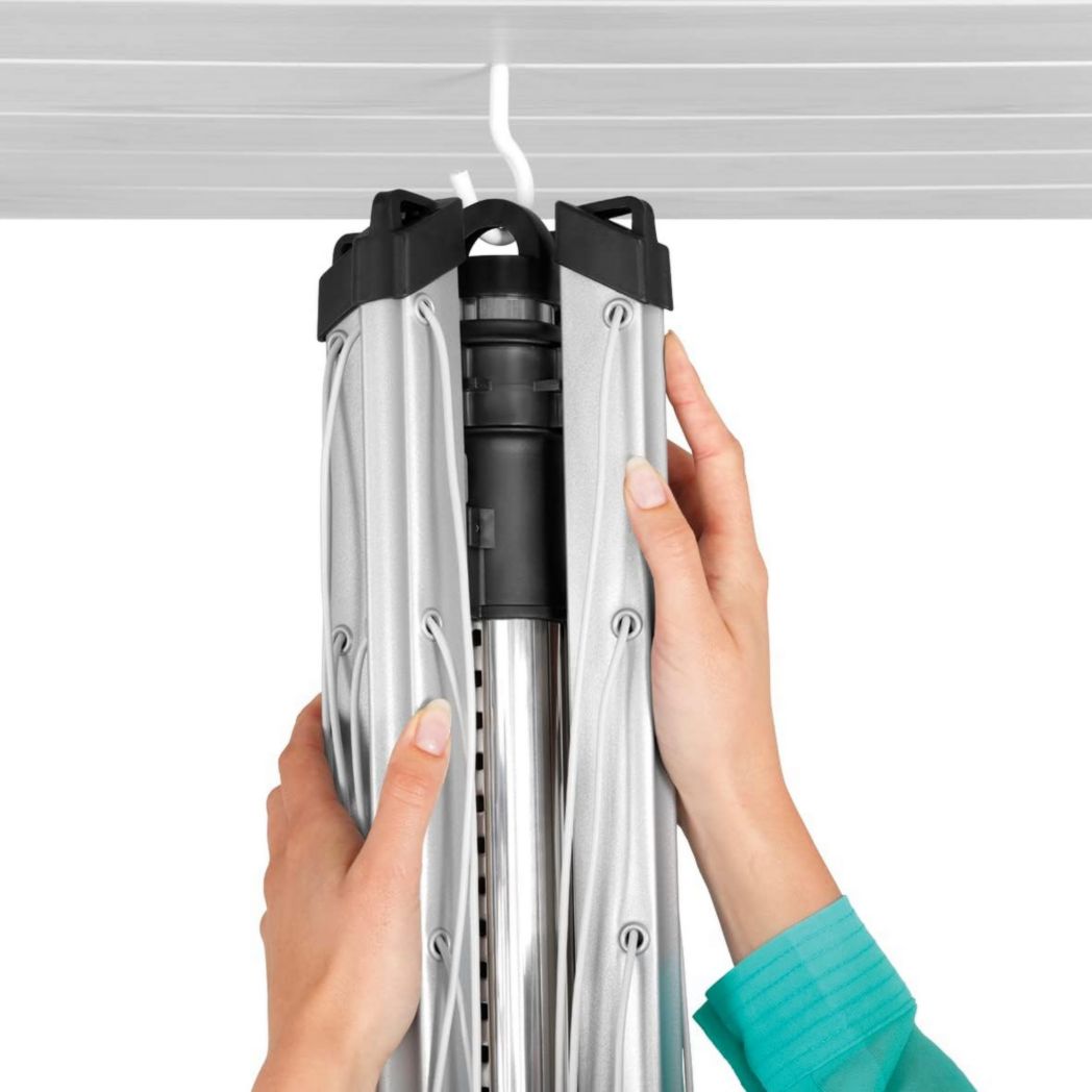 Brabantia - Séchoir à linge Lift-O-Matic - Étendoir à linge d'extérieur - Antidérapant - Résistant aux UV, 60 m - Rotation fluide - Pratique - Douille métallique à planter - Gris métallisé - 295 cm