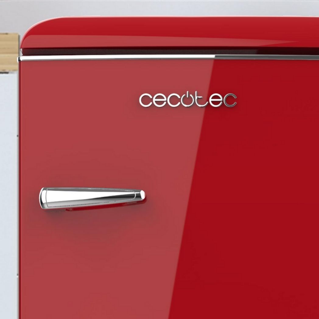 Mini-réfrigérateur Cecotec Bolero CoolMarket TT Origin 45 Rouge. Réfrigérateur de table rétro 45 L, 55 cm de haut, 44,7 cm de large, classe énergétique E, bac à glaçons et poignée chromée, rouge.