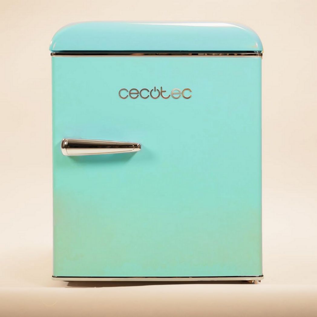 Mini-réfrigérateur Cecotec Bolero CoolMarket TT Origin 45 Rouge. Réfrigérateur de table rétro 45 L, 55 cm de haut, 44,7 cm de large, classe énergétique E, bac à glaçons et poignée chromée, rouge.