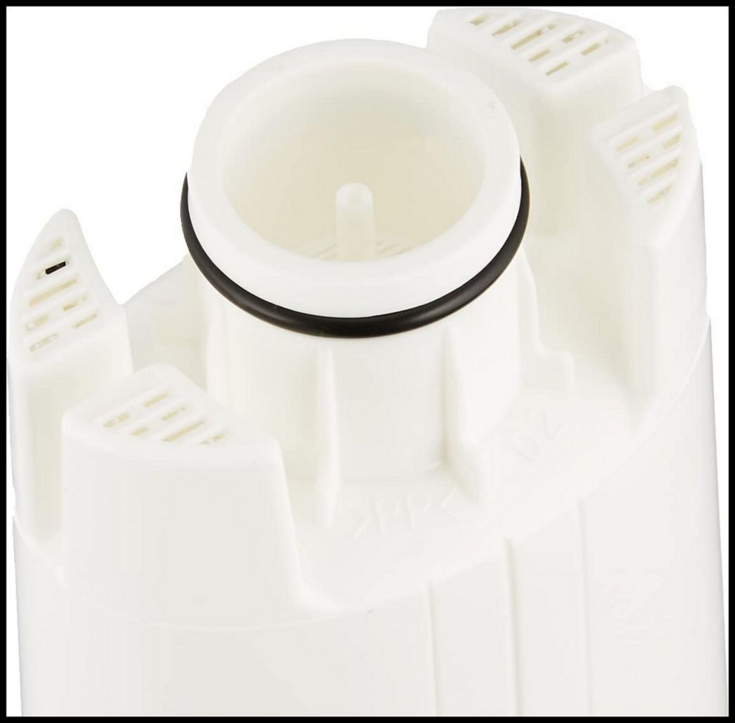 De'Longhi Dedica Style EC685.M, Machine à expresso avec buse à mousse de lait professionnelle, seulement 15 cm de large, réservoir de 1 L, boîtier en métal, compatible avec les dosettes ESE, métal