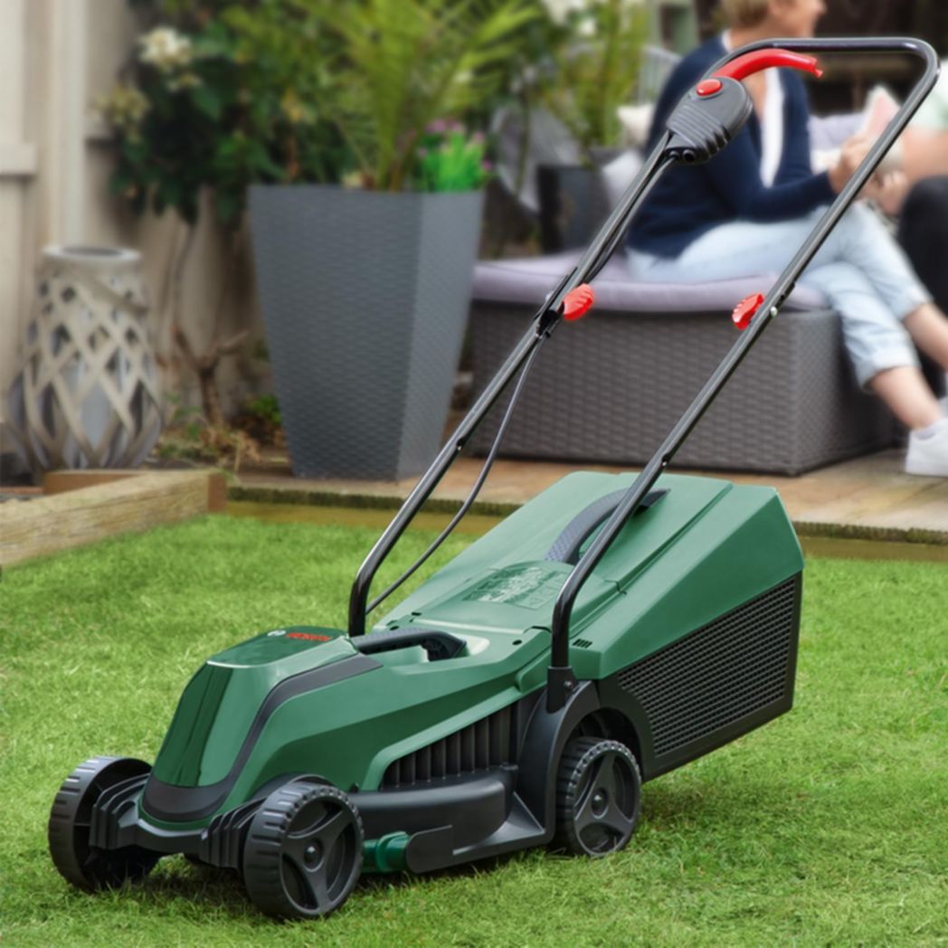 Tondeuse à gazon sans fil Bosch CityMower 18V-32-300 (18 V, 1 batterie 4,0 Ah, moteur sans balais, largeur de coupe : 32 cm, tond jusqu'à 300 m², dans un carton)