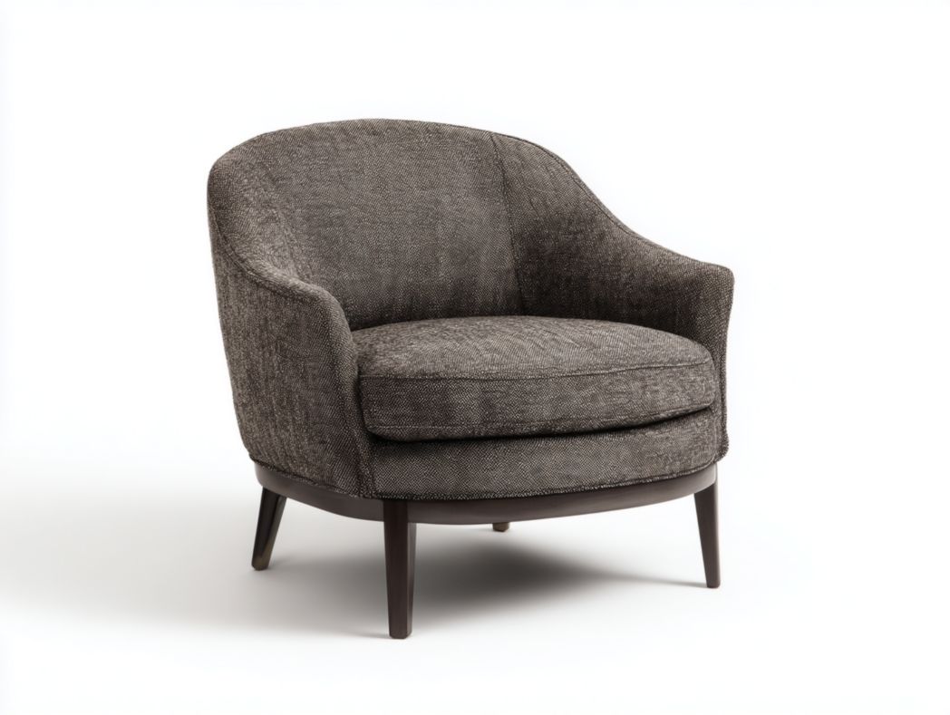 Fauteuil rond en tissu brun avec pieds en bois