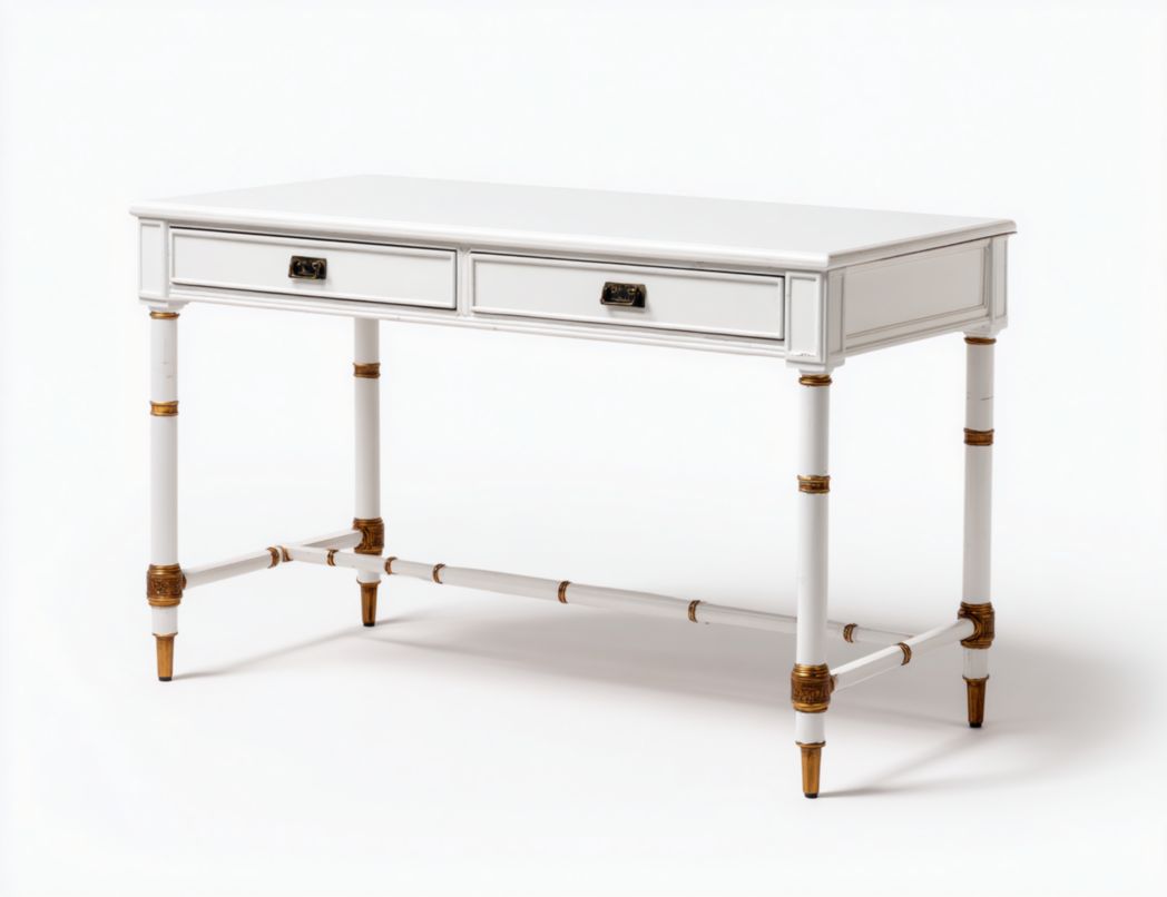 Bureau en bois blanc, deux tiroirs, pieds cylindriques avec détails dorés