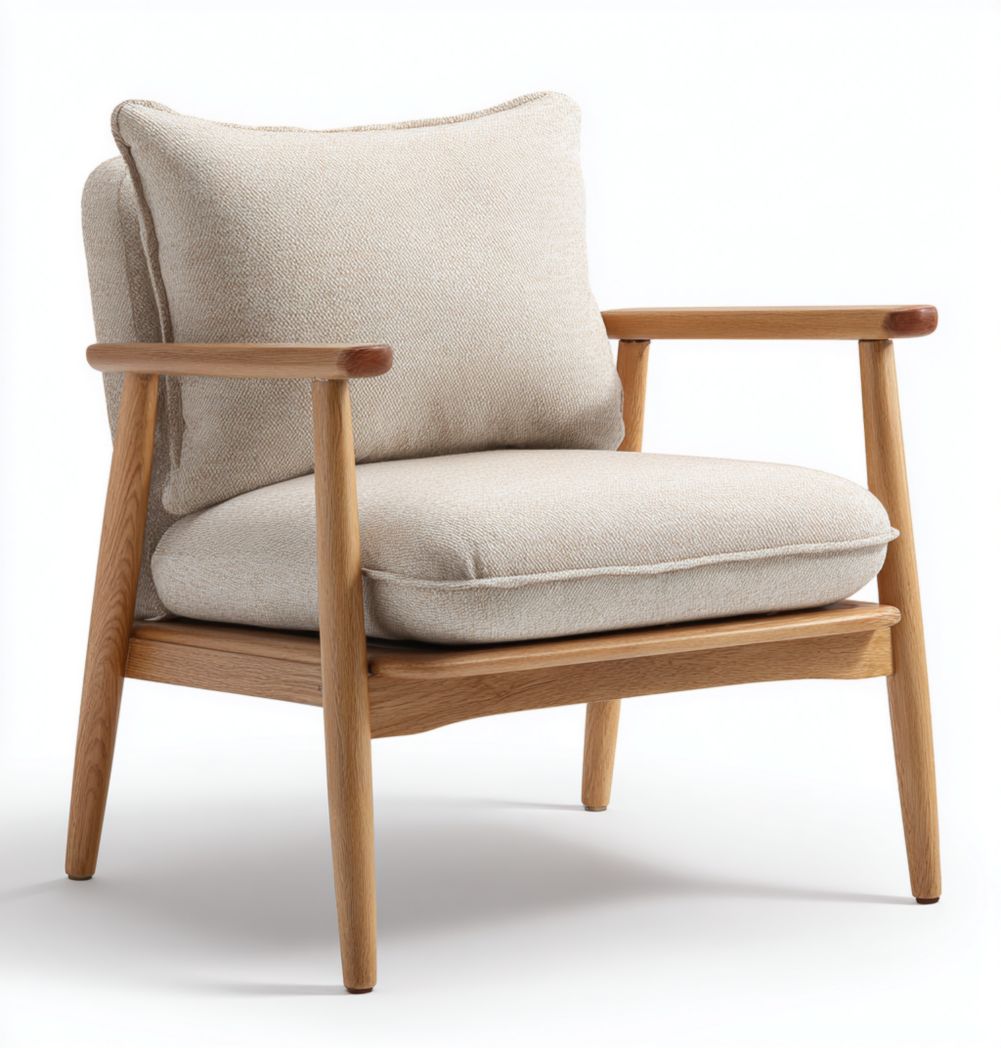 Fauteuil en tissu beige clair avec structure en bois assise et dossier à coussins