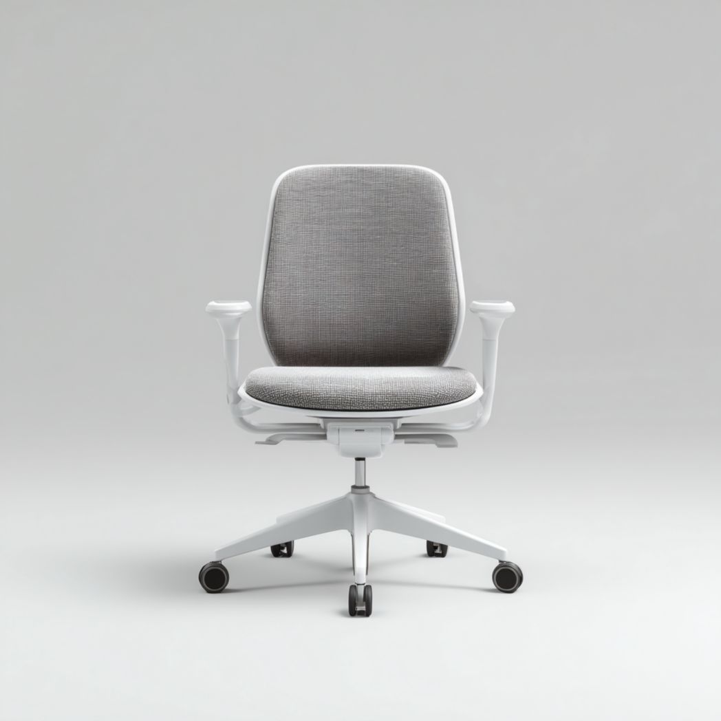 Chaise de bureau en tissu gris, structure blanche, accoudoirs droits et base à cinq branches