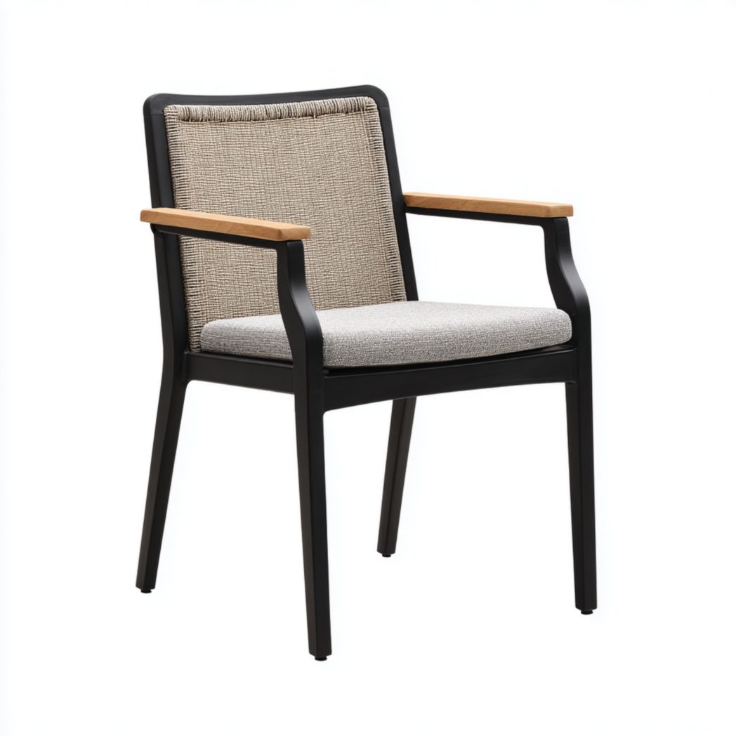 Chaise de jardin en métal noir avec accoudoirs en bois et coussin gris clair