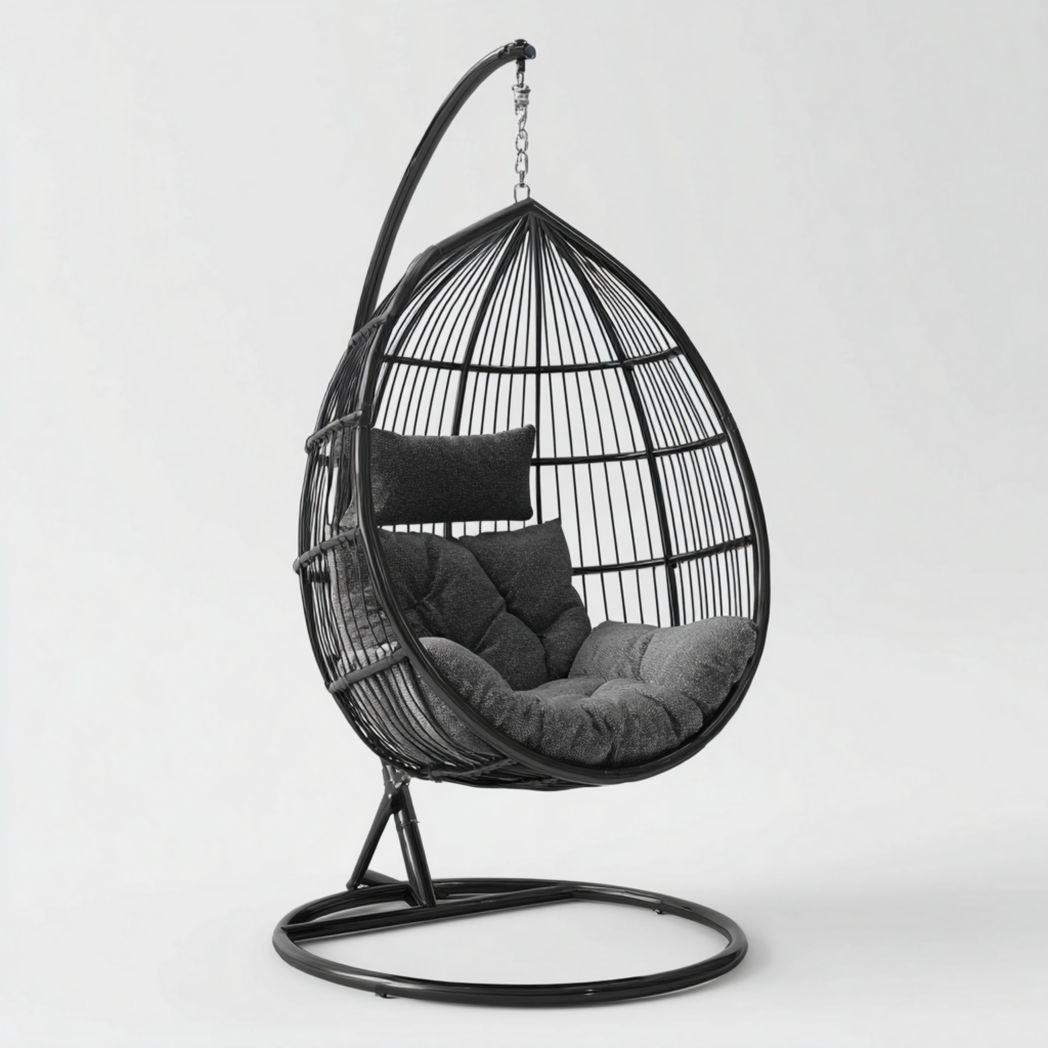 Fauteuil suspendu en forme d’œuf en métal noir avec coussins gris foncé