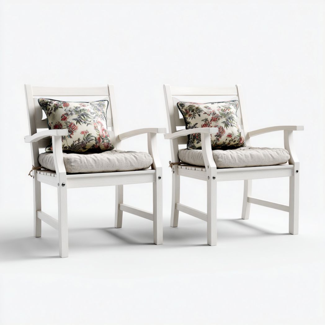 Lot de 2 fauteuils de jardin en bois blanc avec coussins d’assise en lin et coussins de dossier à motif floral