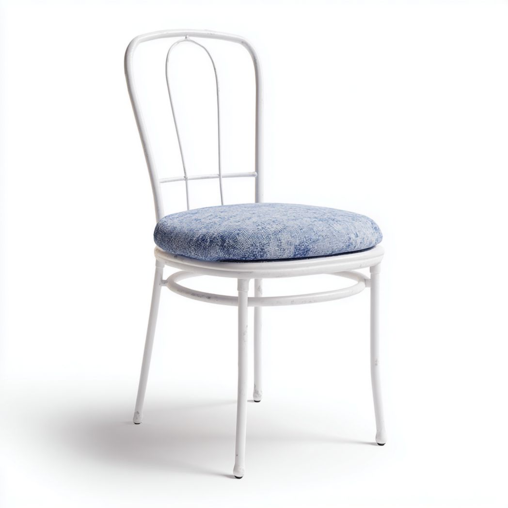 Chaise de jardin en métal blanc avec coussin d’assise bleu