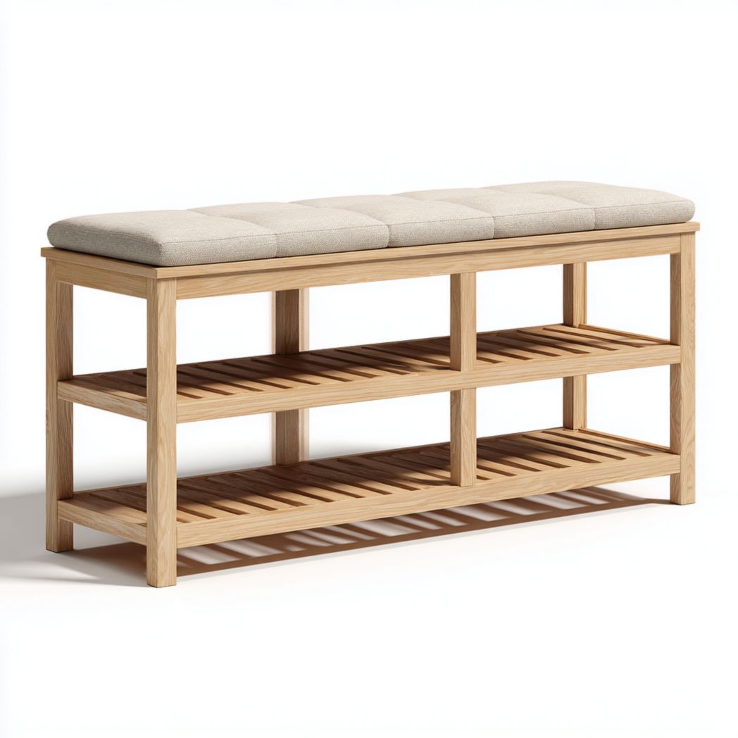 Banc rectangulaire avec coussin en tissu beige et cadre en bois à deux étagères